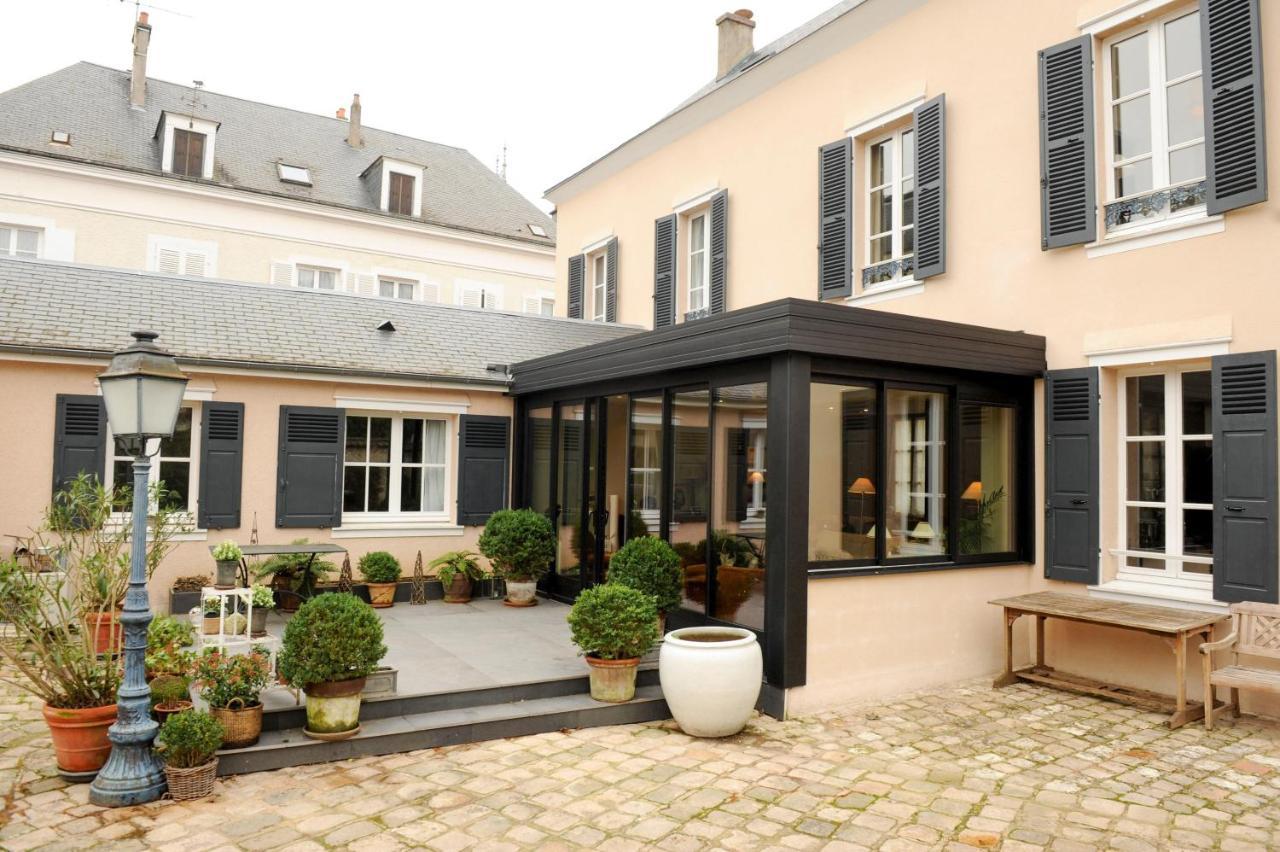 Le Jardin Cathedrale Bed & Breakfast Chartres Exterior photo